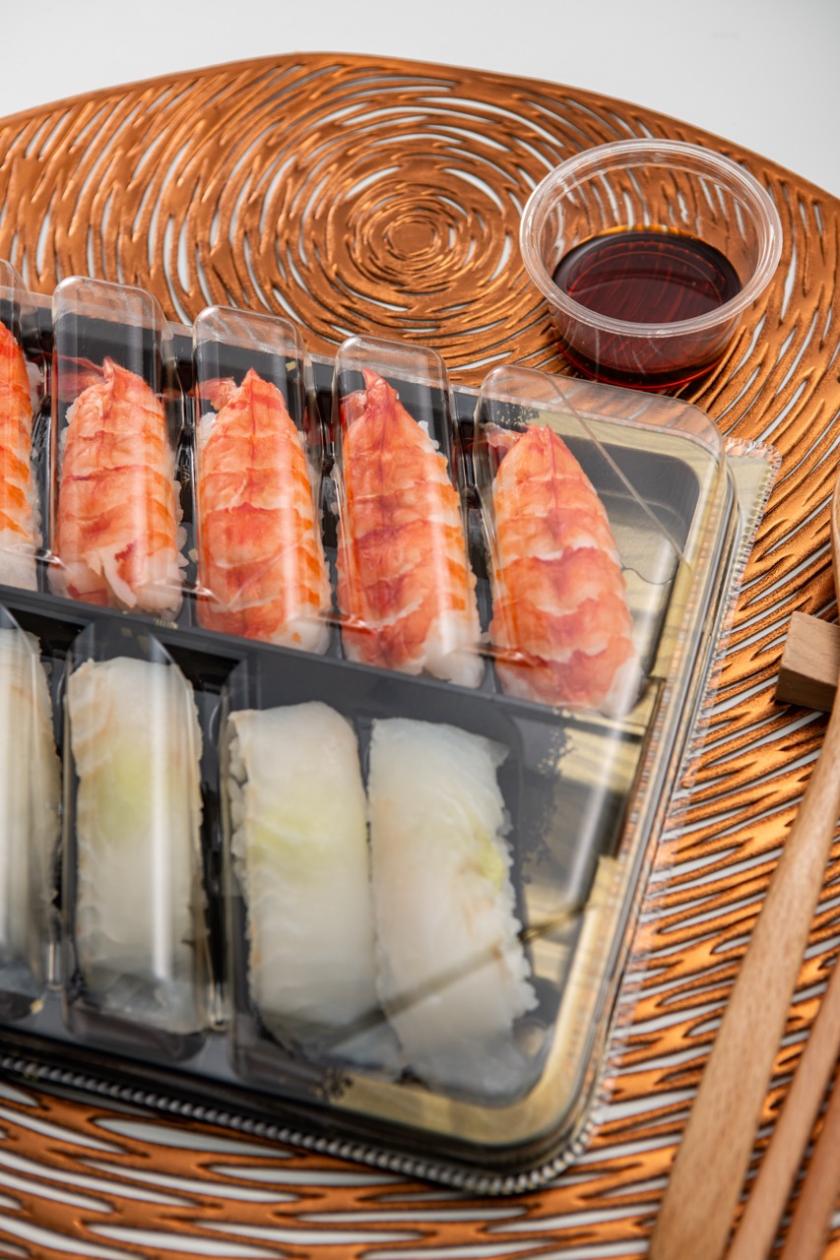 thermoformed-sushi-tray-large.jpeg
