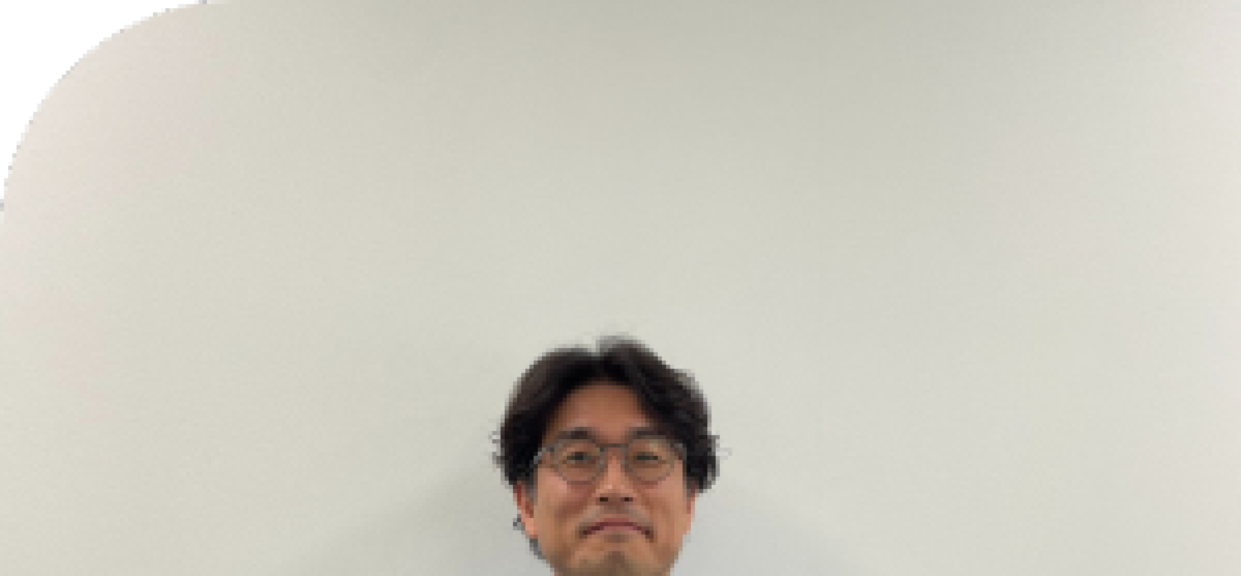 Simon Moon Receives Prestigious Merit Award